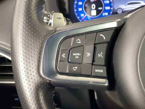 Used 2020 Jaguar F-PACE SVR image 16