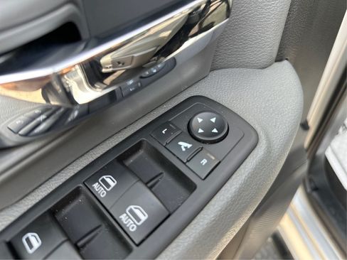 Used 2017 RAM 2500 Big Horn AWD/4WD image 12