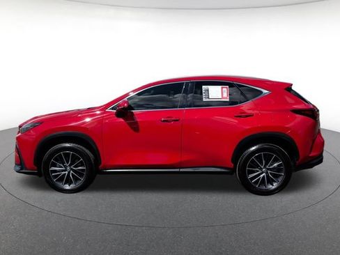 Used 2024 Lexus NX 250 FWD image 3