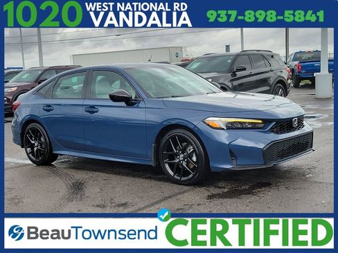 Used 2025 Honda Civic Sport image 1