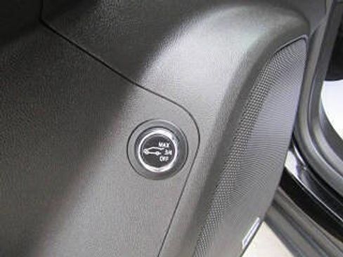 Used 2020 GMC Acadia AT4 image 17