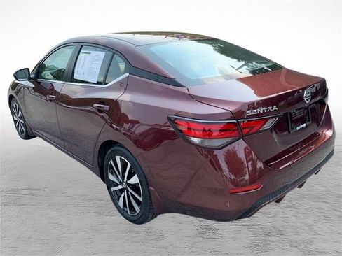 Used 2022 Nissan Sentra SV w/ SV Premium Package FWD image 5
