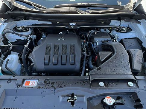 Used 2022 Mitsubishi Eclipse Cross SEL image 10