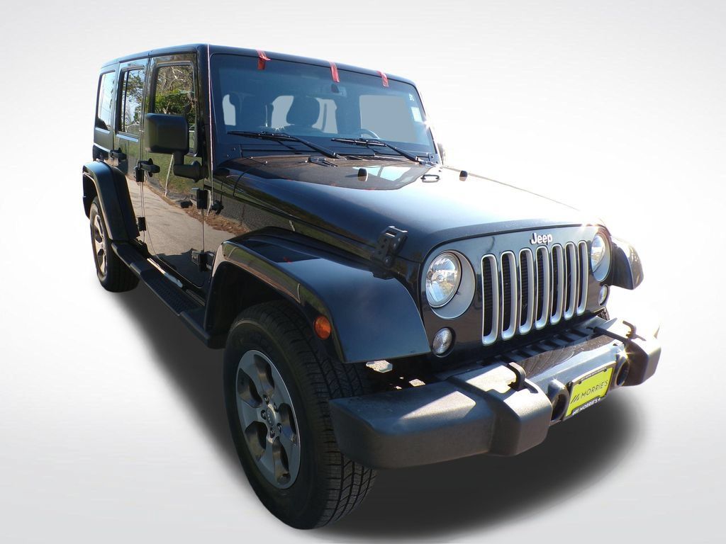 Used 2017 Jeep Wrangler Unlimited Sahara AWD/4WD image 9