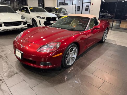Used 2007 Chevrolet Corvette Convertible w/ Preferred Equipment Group image 8