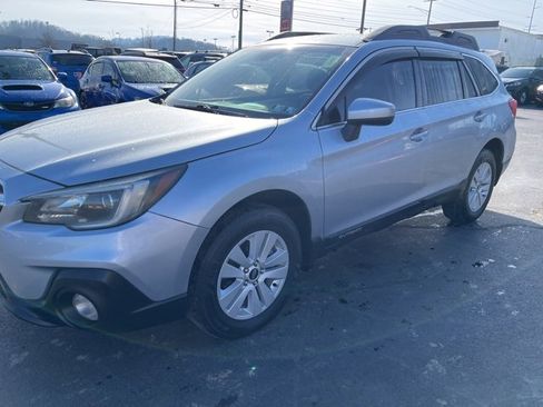 Used 2019 Subaru Outback 2.5i Premium w/ Popular Package #2 image 4