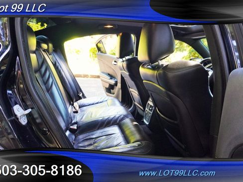Used 2017 Dodge Charger SRT RWD image 18