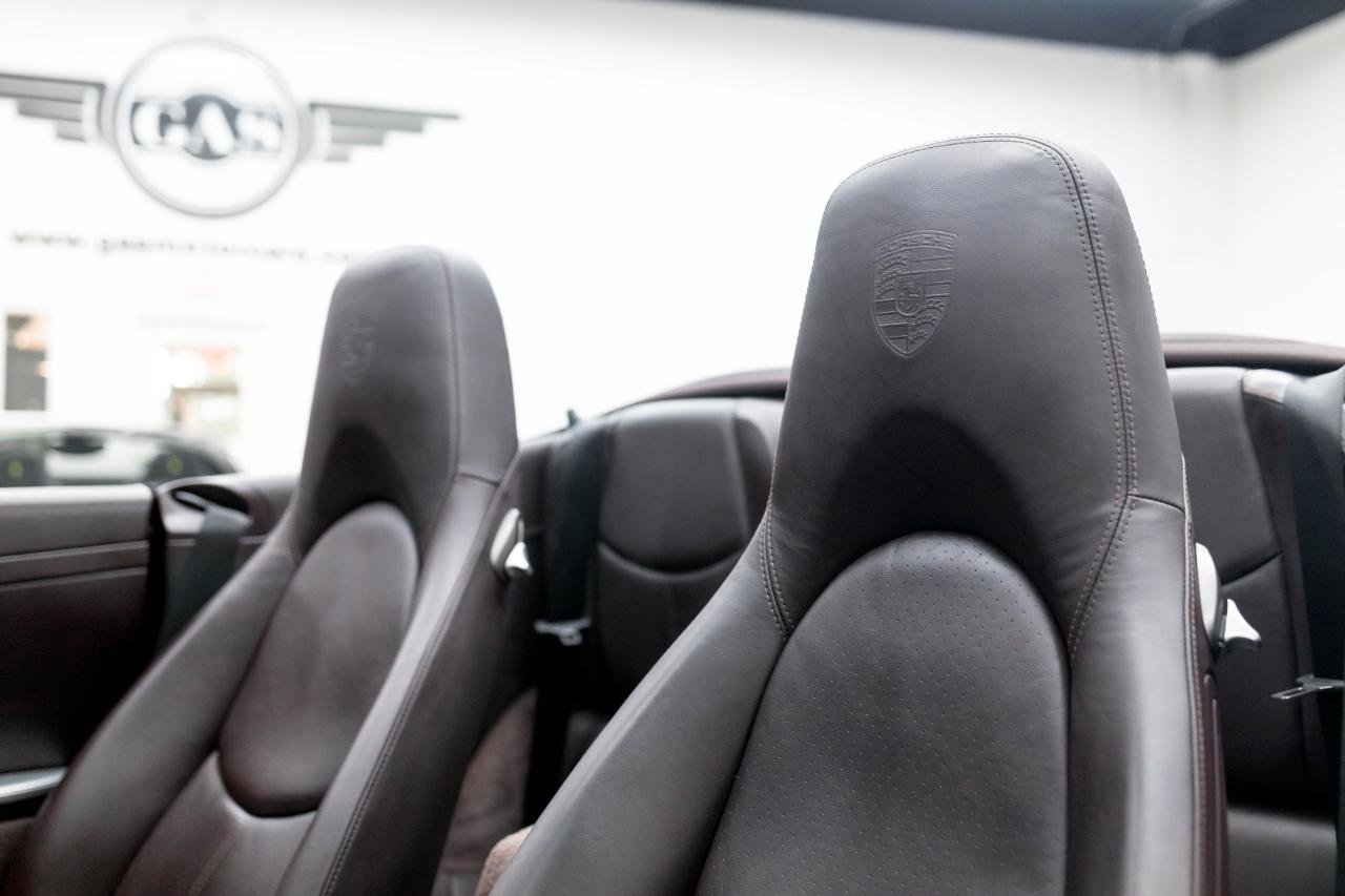 Used 2010 Porsche 911 Turbo AWD/4WD image 45
