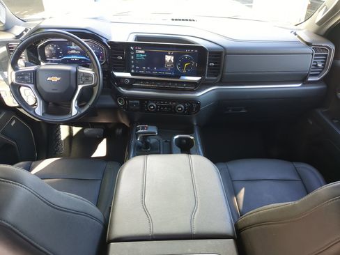 Certified 2024 Chevrolet Silverado 1500 LTZ image 23