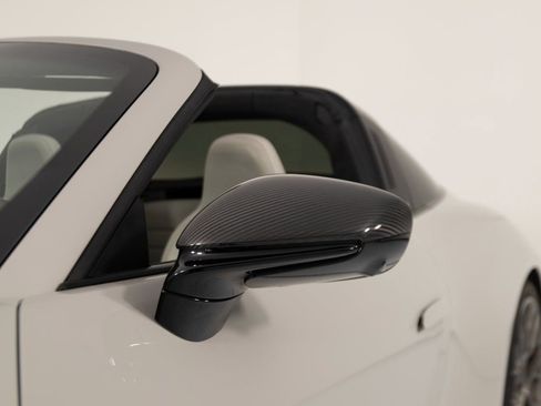 Certified 2022 Porsche 911 Targa 4S image 46