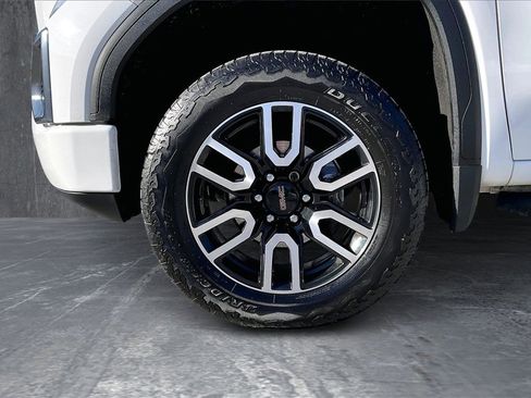 Used 2021 GMC Sierra 1500 AT4 w/ Driver Alert Package I image 33