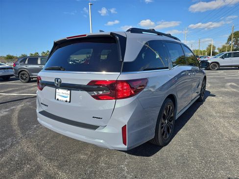 New 2026 Honda Odyssey Sport-L image 4