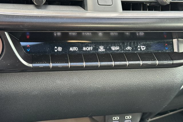 Used 2025 Lexus UX 300h FWD w/ Accessory Package (Z2) image 24