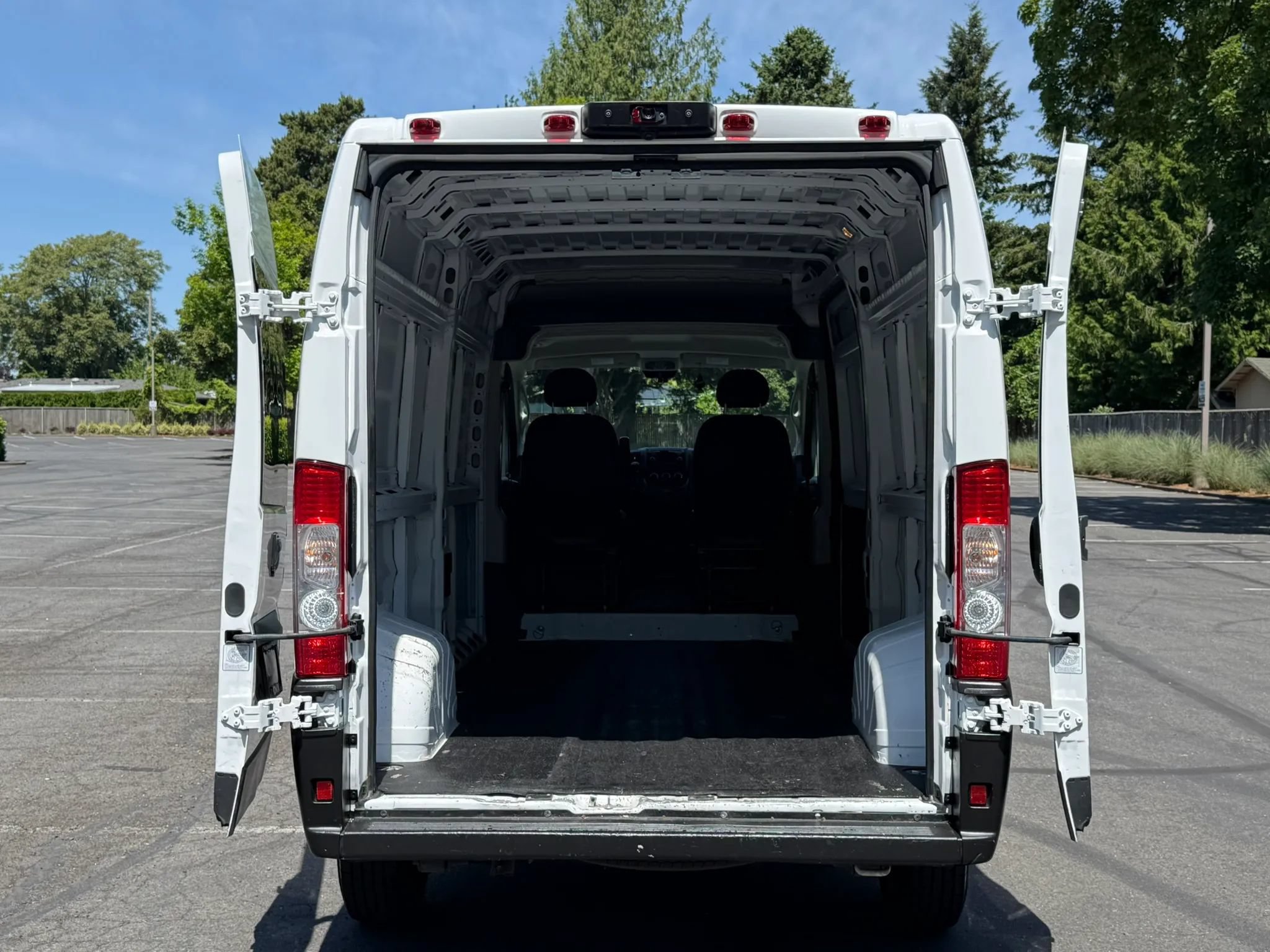 Used 2021 RAM ProMaster 2500 FWD image 24