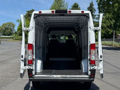 Used 2021 RAM ProMaster 2500 FWD image 24