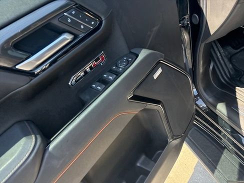 Certified 2025 GMC Sierra 1500 AT4 w/ AT4 Premium Package AWD/4WD image 12