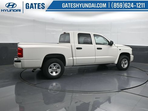 Used 2009 Dodge Dakota Big Horn w/ Extra Security Group RWD image 2