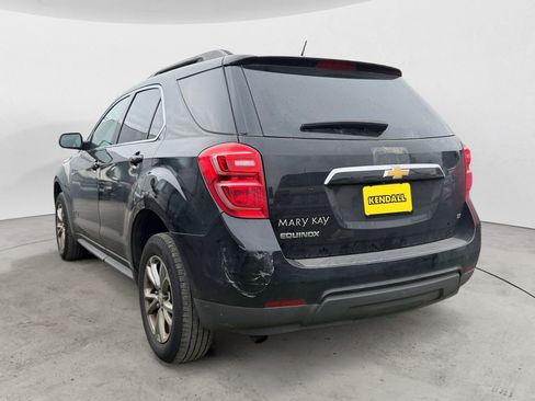 Used 2017 Chevrolet Equinox LT FWD image 2