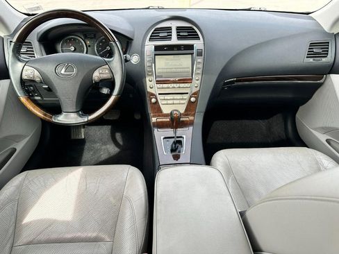 Used 2011 Lexus ES 350 image 10
