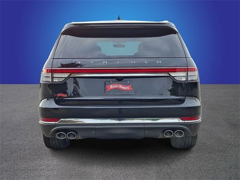 Used 2023 Lincoln Aviator Reserve w/ Equipment Group 201A image 5