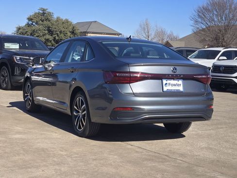 New 2026 Volkswagen Jetta SE FWD image 3