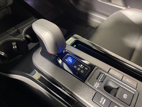 Used 2023 Toyota Prius Prime FWD image 22
