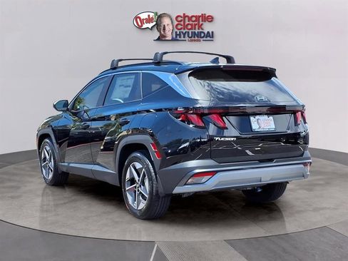 New 2025 Hyundai Tucson SEL image 3