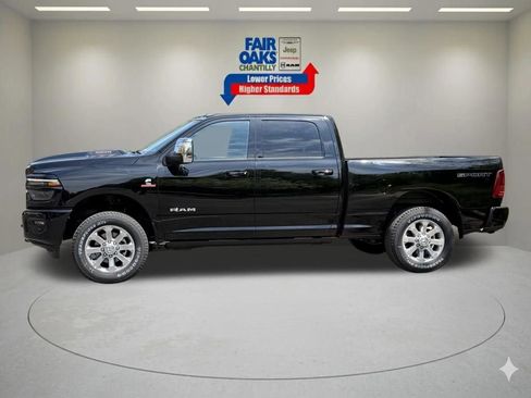 New 2026 RAM 3500 Laramie AWD/4WD image 11