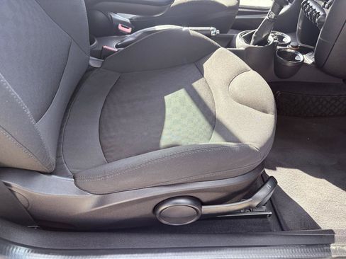 Used 2013 MINI Cooper Convertible FWD image 28