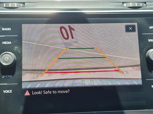 Used 2022 Volkswagen Tiguan SE R-Line FWD image 13