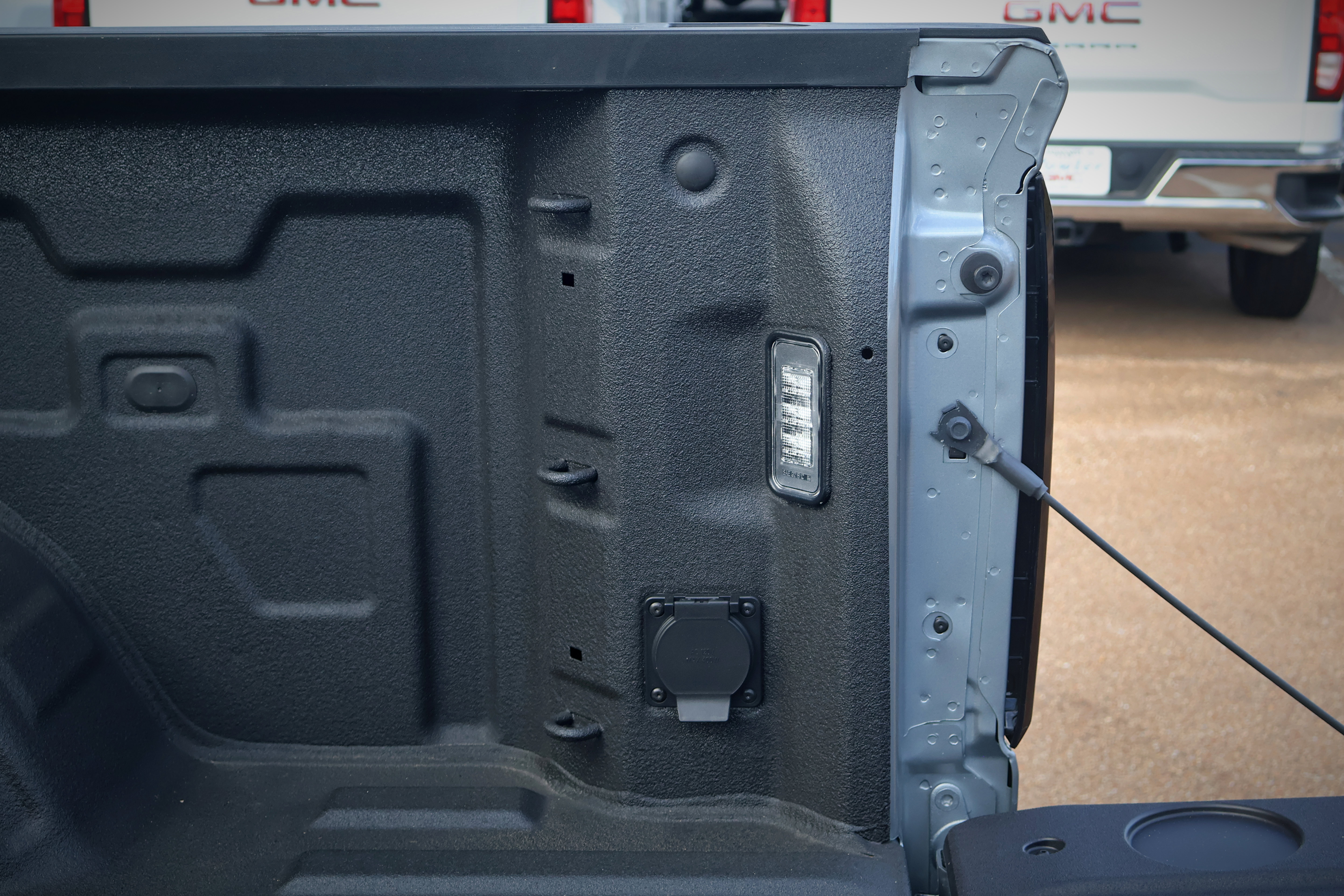 Used 2026 GMC Sierra 1500 AT4 w/ AT4 Premium Package AWD/4WD image 26