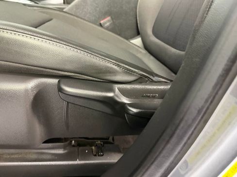 Used 2024 Buick Encore GX Preferred image 25