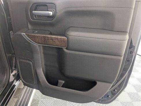 Used 2021 GMC Sierra 1500 Denali w/ Denali Ultimate Package image 33