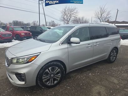 Used 2021 Kia Sedona SX