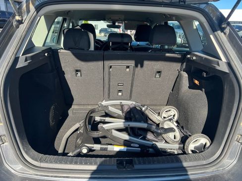 Used 2023 Volkswagen Taos S image 8