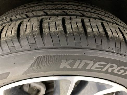 Used 2023 Buick Encore GX Essence image 23