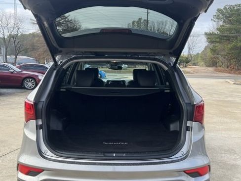 Used 2018 Hyundai Santa Fe Sport image 7