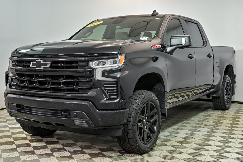 Used 2022 Chevrolet Silverado 1500 RST w/ Convenience Package II AWD/4WD image 5