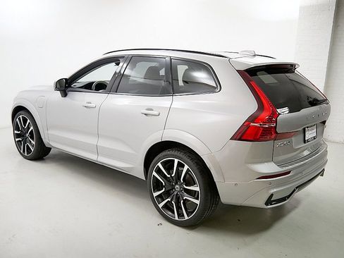 Certified 2024 Volvo XC60 T8 Ultimate w/ Protection Package Premier image 7