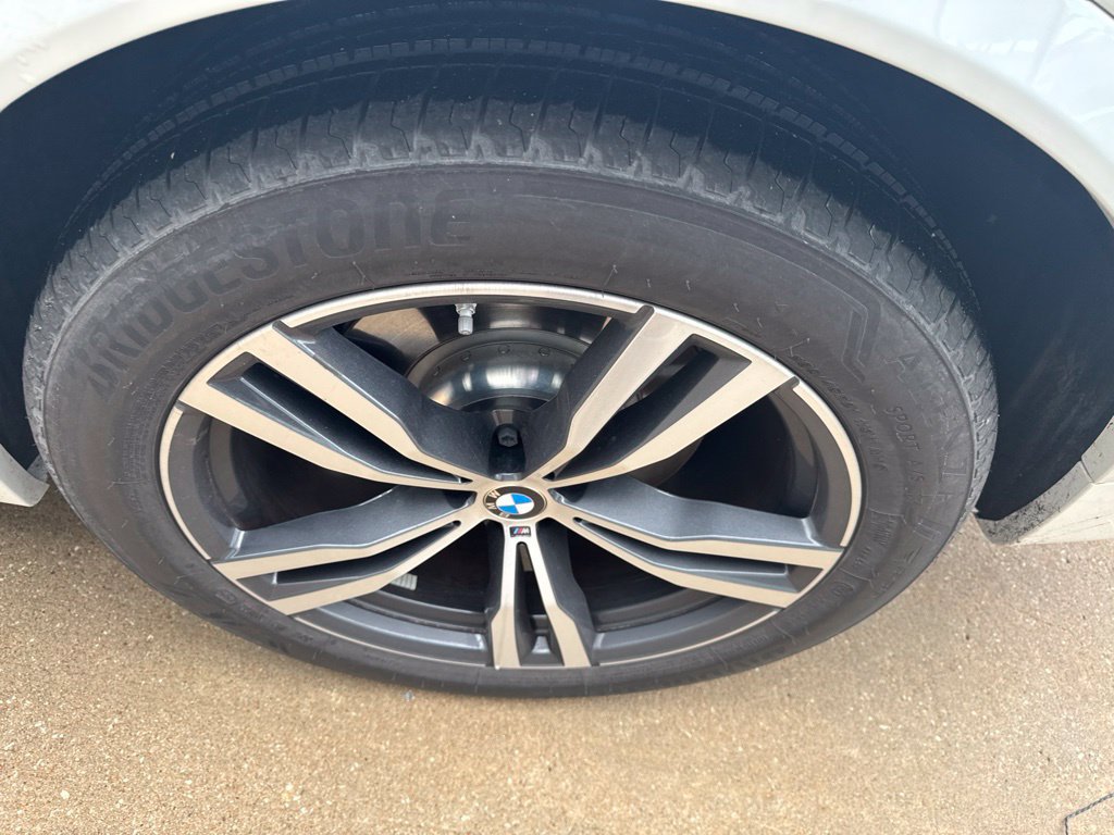 Used 2026 BMW X7 xDrive40i w/ Executive Package AWD/4WD image 11