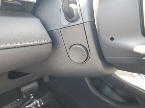 New 2026 Lincoln Nautilus Reserve AWD/4WD image 15
