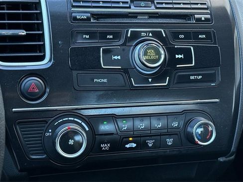Used 2013 Honda Civic HF image 21