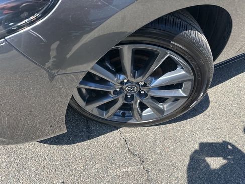 Used 2023 MAZDA MAZDA3 s FWD image 2