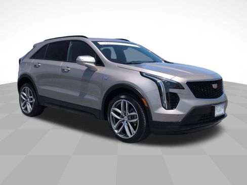 Certified 2023 Cadillac XT4 Sport w/ Driver Assist Package FWD image 3