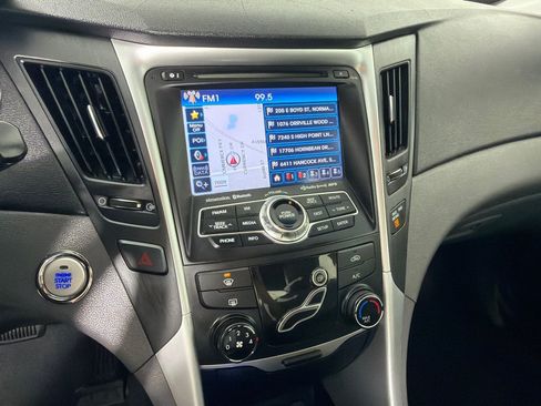 Used 2013 Hyundai Sonata SE w/ Navigation & Sunroof Pkg FWD image 15