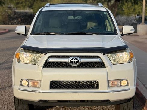 Used 2011 Toyota 4Runner SR5 w/ Premium Pkg w/Leather AWD/4WD image 8