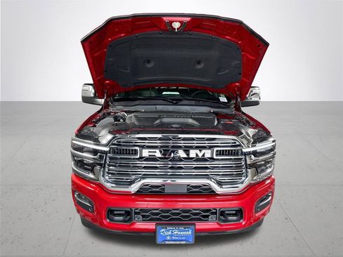 New 2026 RAM 3500 Laramie AWD/4WD image 22