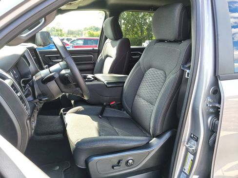 Used 2025 RAM 1500 Big Horn AWD/4WD image 11