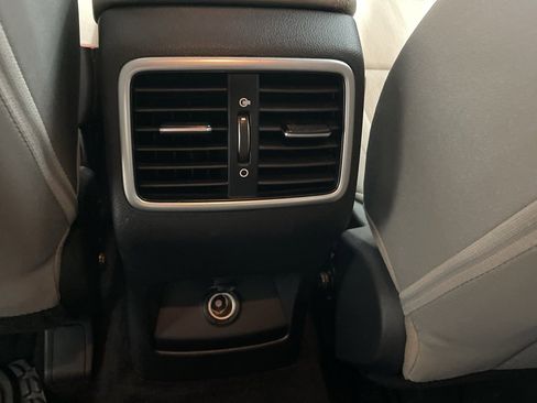 Used 2020 Kia Sportage LX image 28