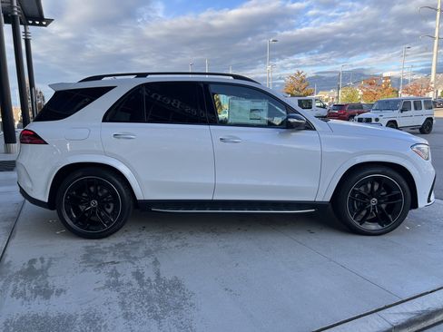 New 2026 Mercedes-Benz GLE 580 4MATIC image 4